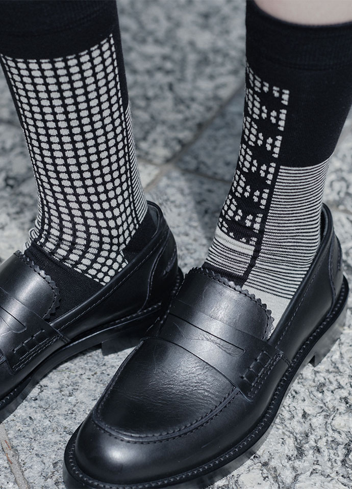 Mono_polka patchwork mid-calf socks